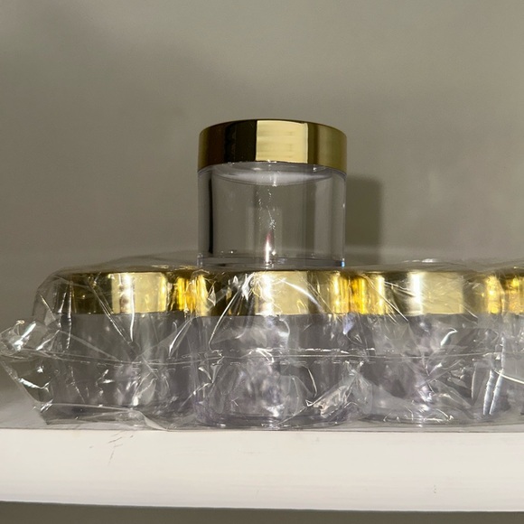 1oz Jars - Picture 1 of 1